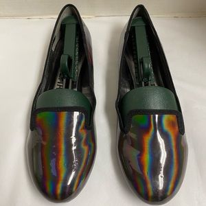 Cosmopolitan Metallic iridescent Slip on Shoe Sz 9.5 Women’s